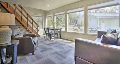 Cabin w/ Hot Tub & Views: 1 Mile to Alyeska Resort