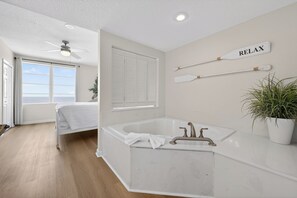 3 bedrooms, laptop workspace, iron/ironing board, WiFi
