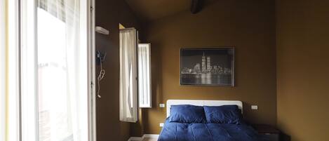 1 habitación y caja de seguridad en la habitación