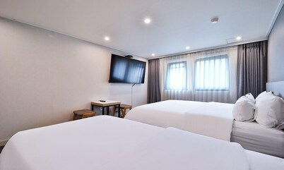 Anyang ILLOWA Hotel