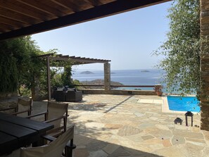Outdoor dining - Breathtaking Panoramic Sea View.Private swimming pool  4,5 m X 11 m! (Kato Agios Petros)