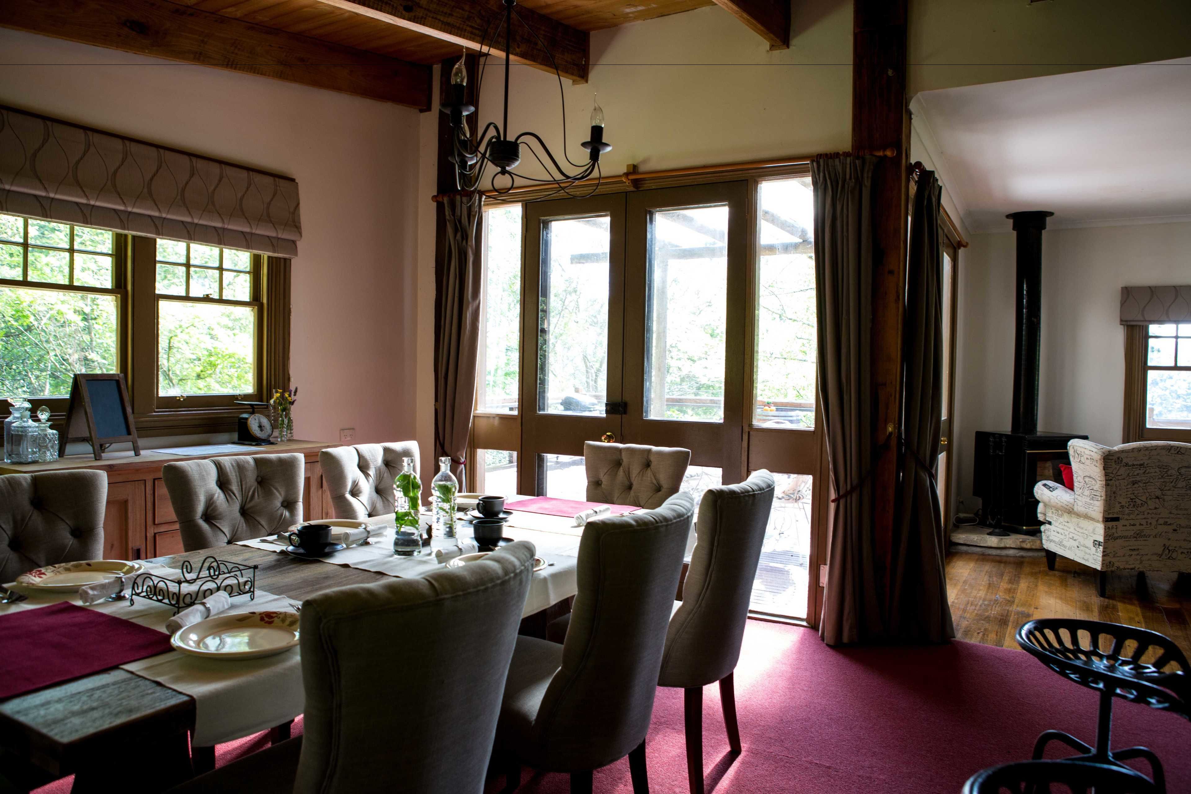 Free daily local cuisine breakfast 