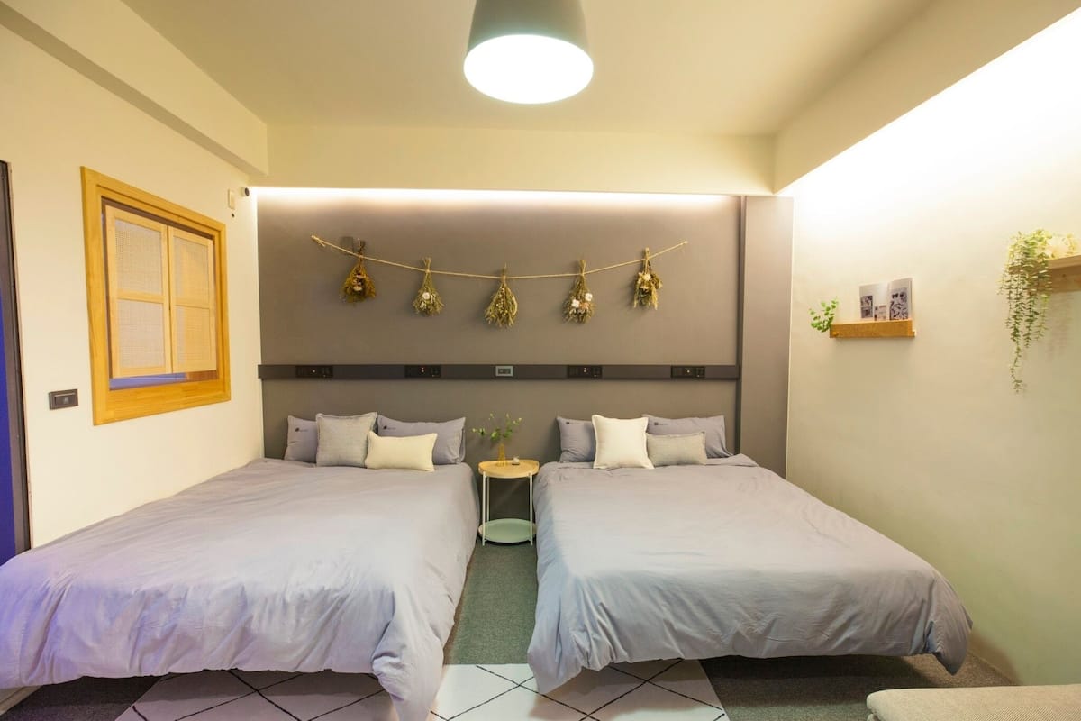 Quadruple Room | Blackout drapes, rollaway beds, free WiFi, bed sheets