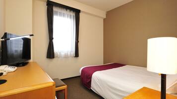 Double Room, Non Smoking | Desk, blackout drapes, iron/ironing board, free WiFi