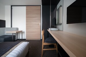 Desk, laptop workspace, blackout drapes, free WiFi