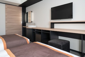 Desk, laptop workspace, blackout curtains, free WiFi - Hotel Vista Hiroshima (Hiroshima)