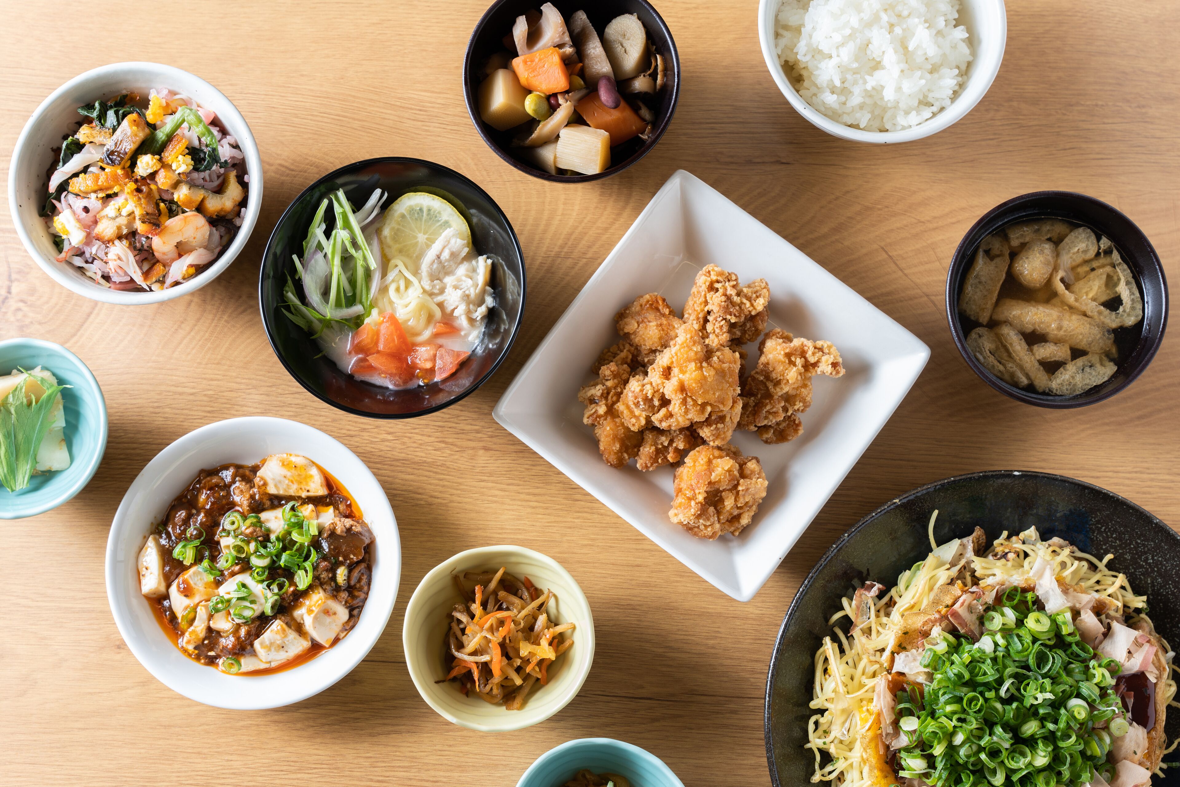 daily buffet breakfast (jpy 1870 per person)