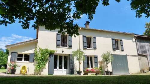 Maison de Vacances Rurale et Tranquille – Jardin, Cuisine Équipée