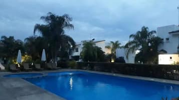 Alberca al aire libre