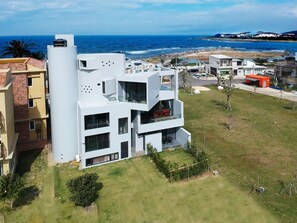 Property grounds - FaHaus (Checheng)