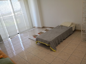 Apartment, 4 Schlafzimmer | 4 Schlafzimmer, Schreibtisch, Bügeleisen/Bügelbrett