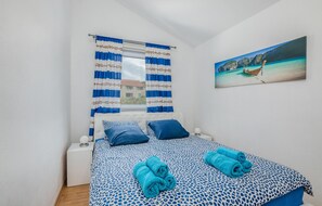 2 bedrooms, in-room safe, free WiFi, bed sheets