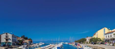 Marina
