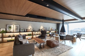 로비 좌석 공간