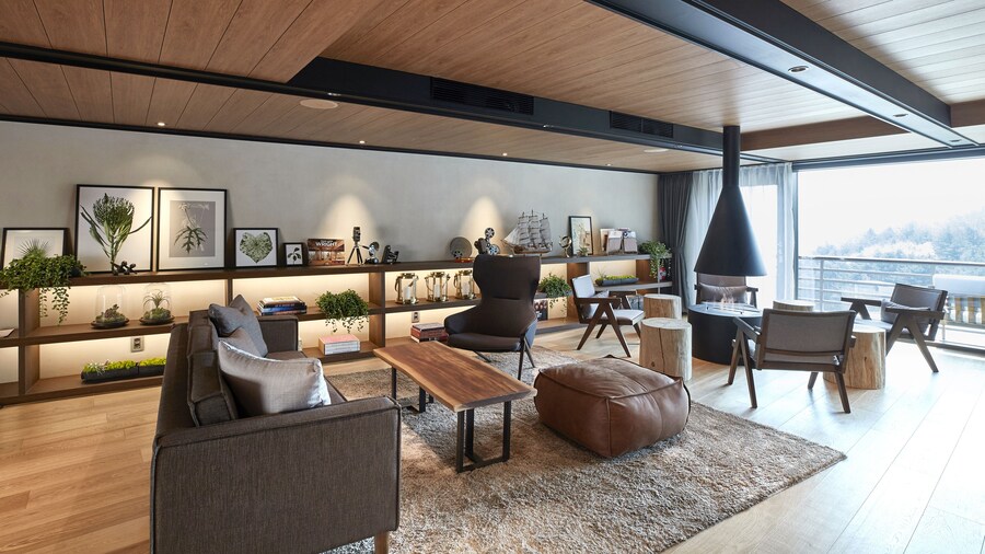 Walkerhill Douglas House