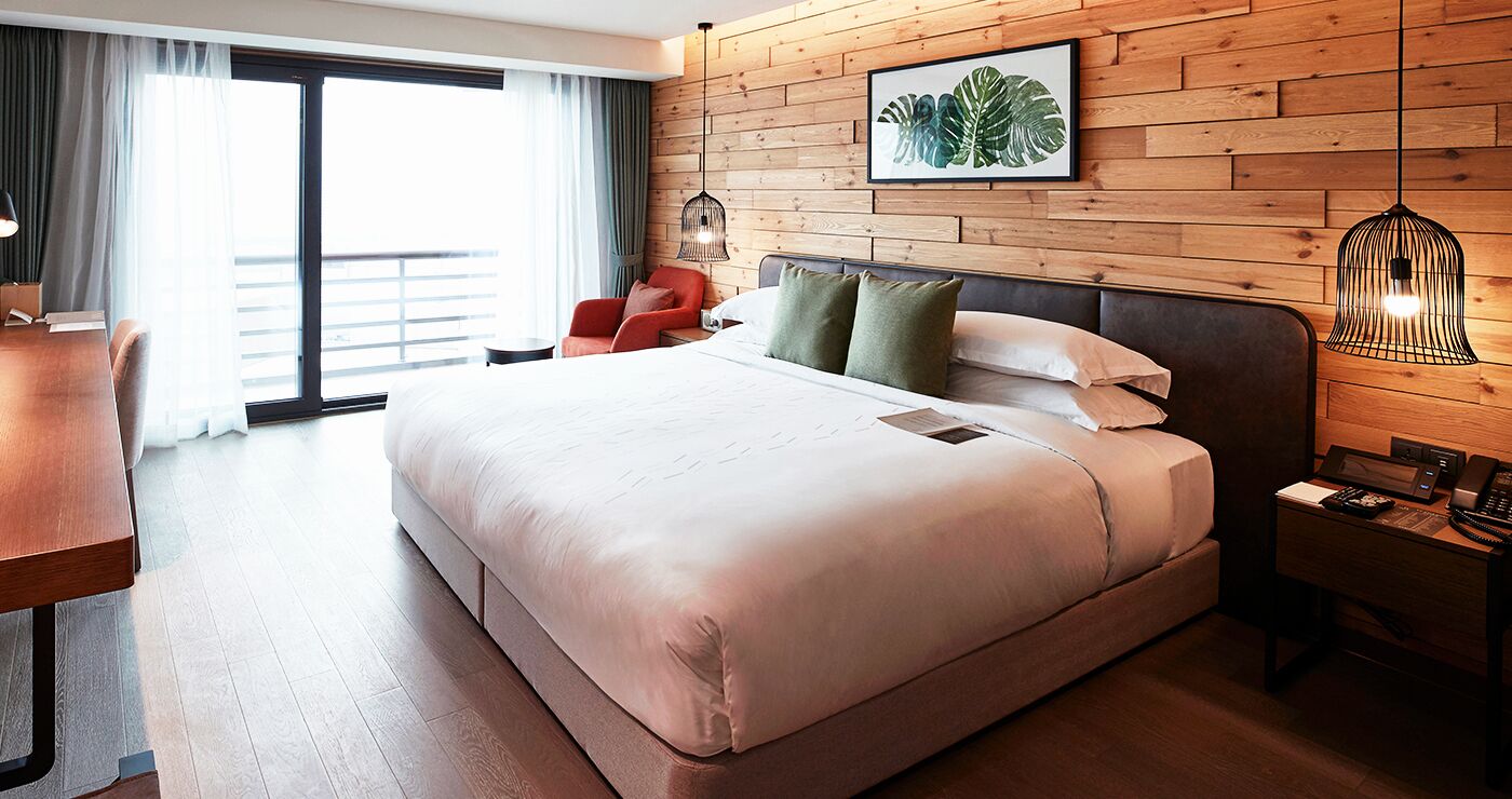 Premium bedding, free minibar items, in-room safe, desk