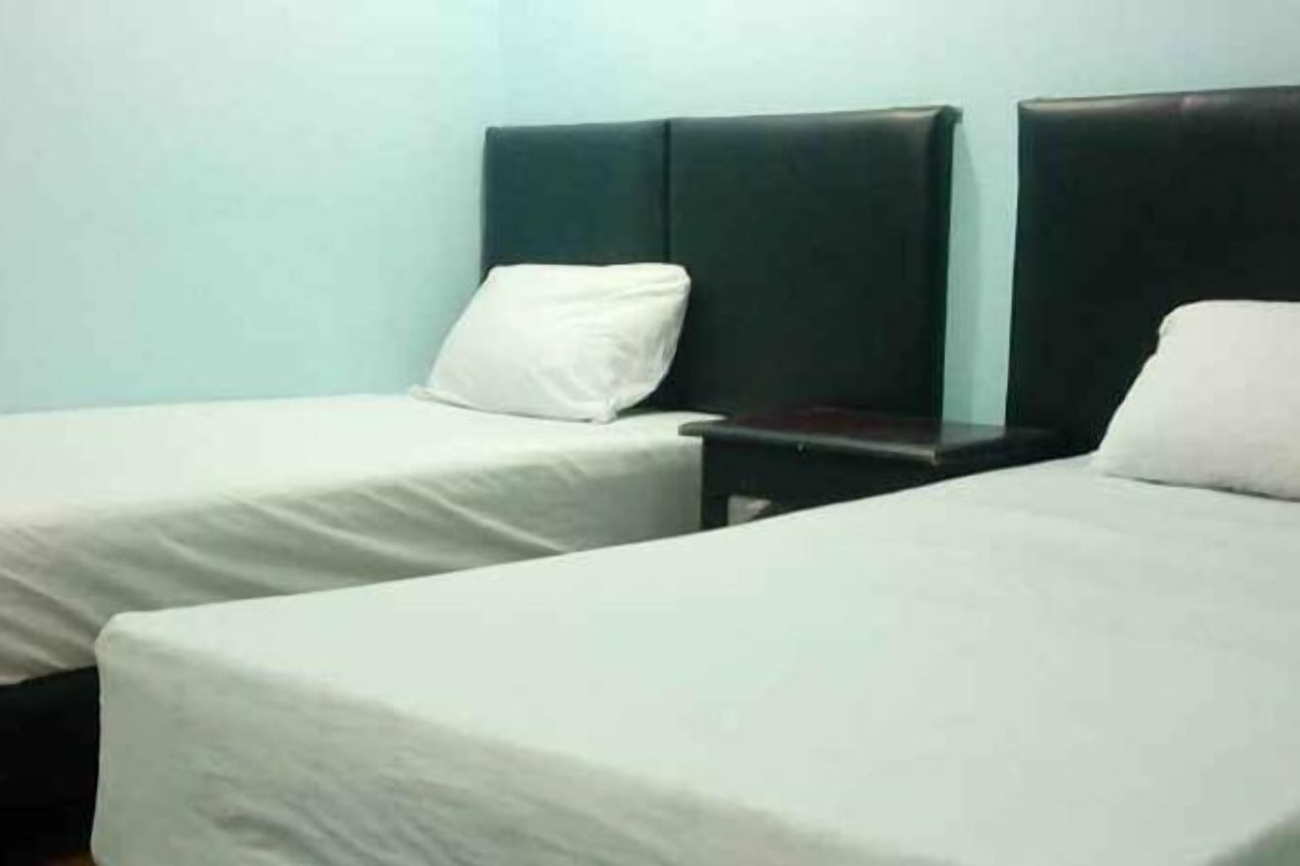 Iron/ironing board, free WiFi