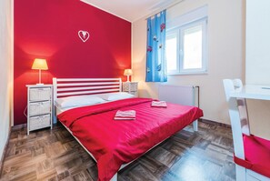 2 Schlafzimmer, Reisekinderbett, kostenloses WLAN, Bettwäsche