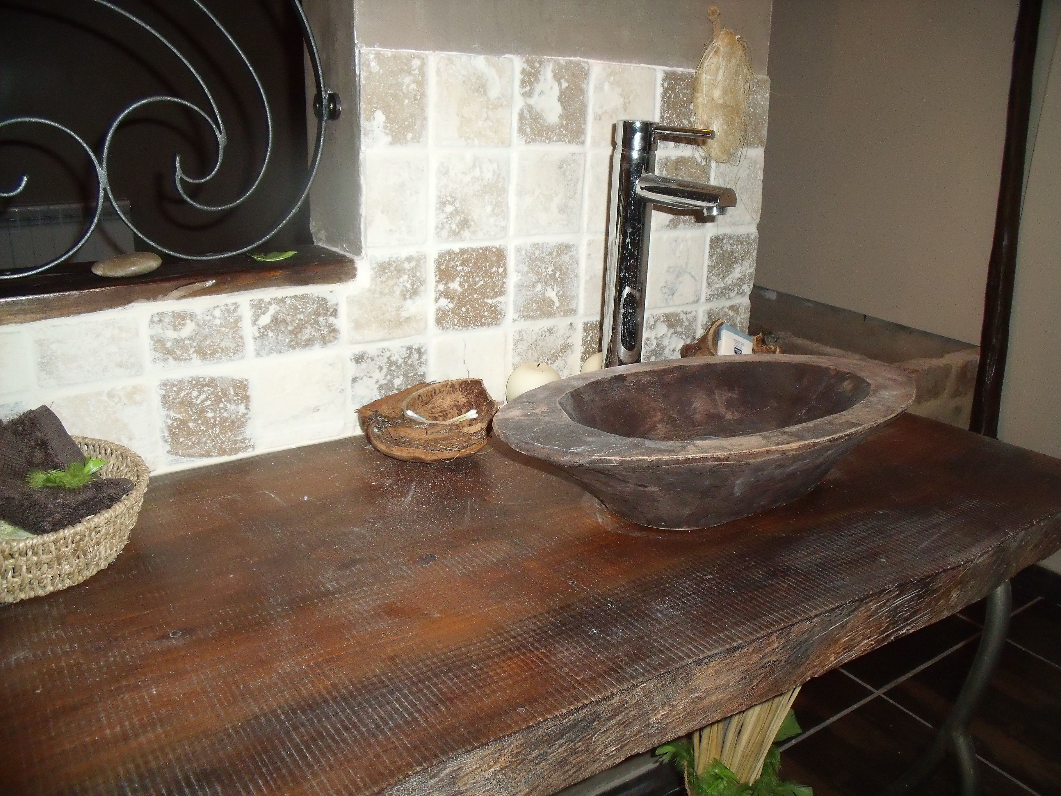 Photo - secret d une nuit chambres d hotes ,hotel ,a vicq prės de onnaing,avec piscine