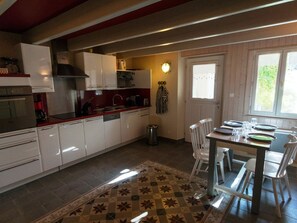 Kjøleskap, mikrobølgeovn og oppvaskmaskin