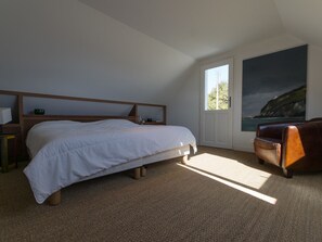 4 bedrooms, free WiFi - Modern 4-bedroom home, sea view, garden, 8 ppl (Locmaria)