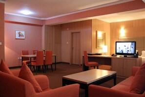 40-inch Smart TV with digital channels, TV - The Corporate Hotel Central (Ulaanbaatar)