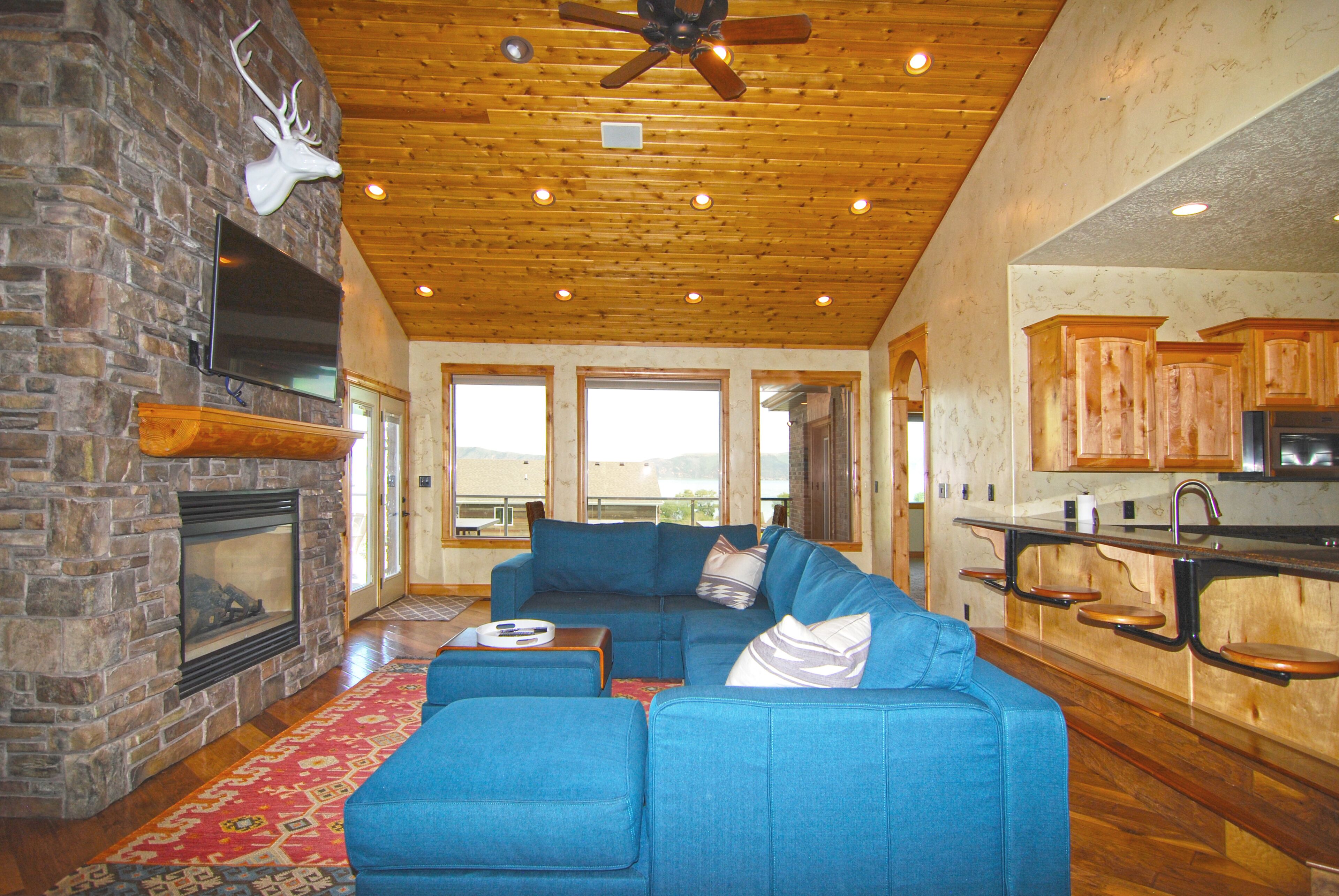 Close To Shakes With Amazing Views Of The Lake! - Utah