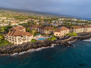 Exterior - Direct oceanfront with A/C (Kailua-Kona)