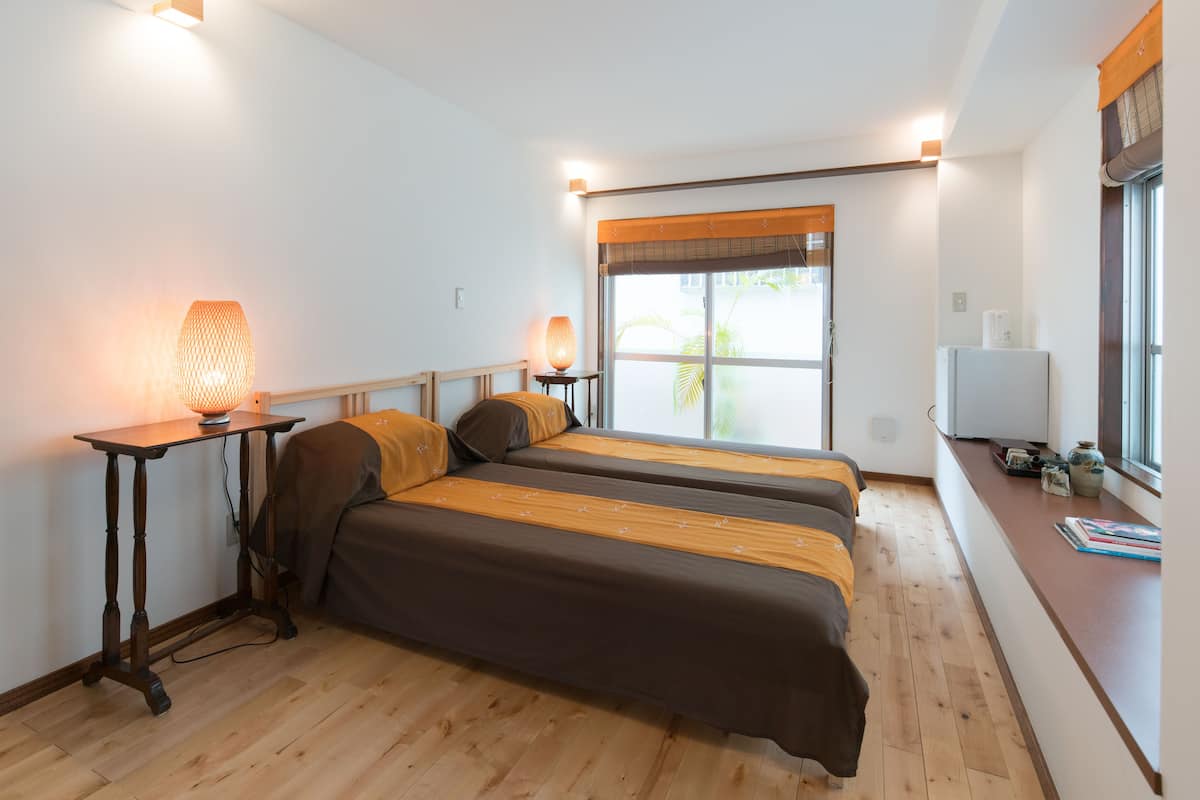 Zimmer (DUGONG) | 4 Schlafzimmer, individuell dekoriert, kostenloses WLAN, Bettwäsche