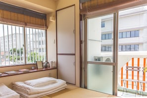 View from room - La Passione Boutique B&B (Naha)