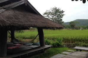 Terrace/patio - Pai Chan Cottage & Cuisine (Pai)