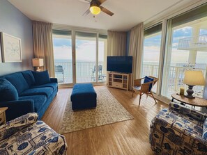 Smart TV, DVD player, table football, ping pong