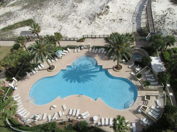 Innenpool, beheizter Pool