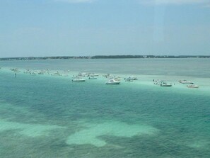 Playa privada, camastros y toallas de playa