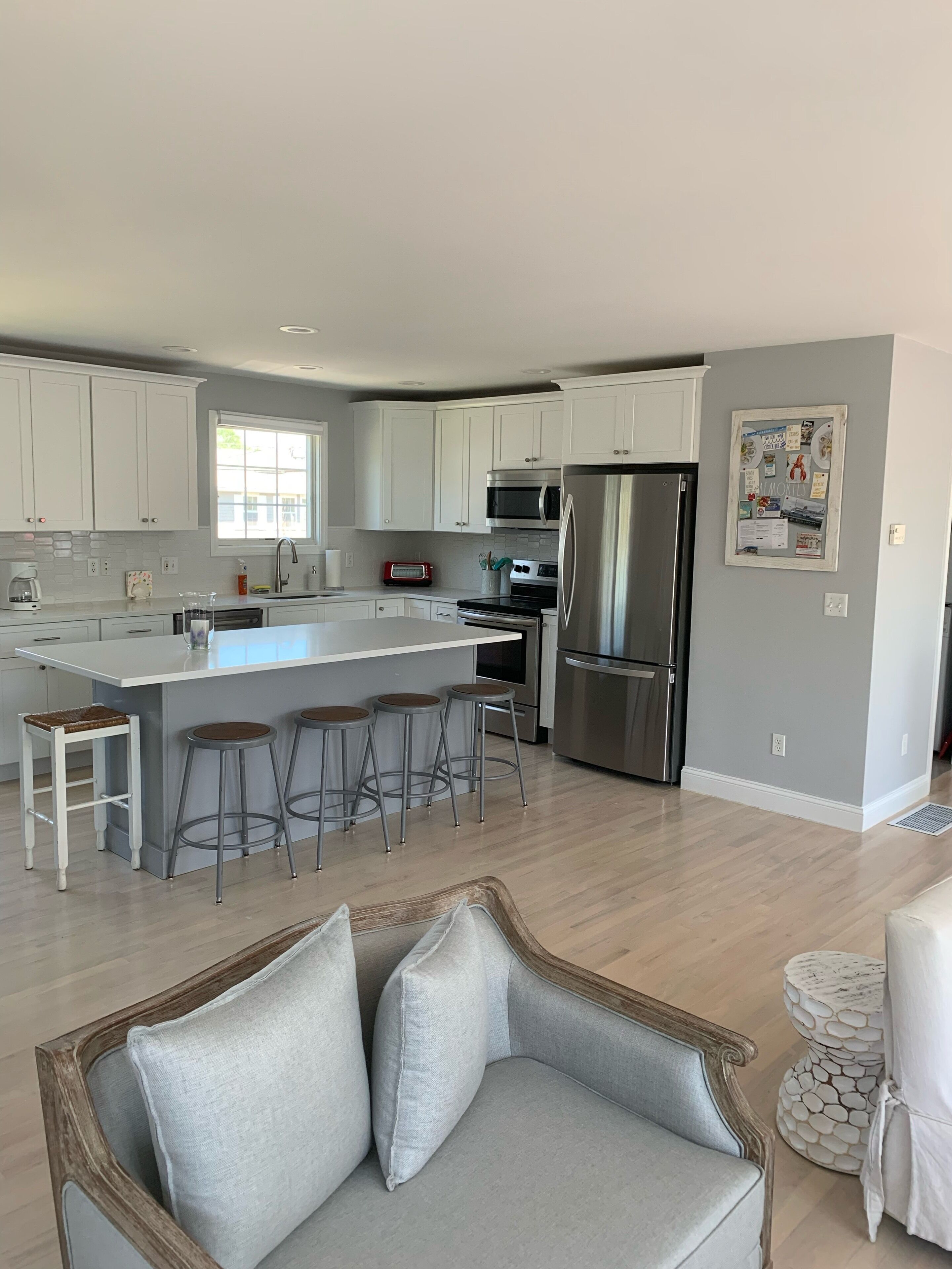 Bonnet Shores, Rhode Island Summer Rental, Great Waterviews, Walk To Kelly Beach