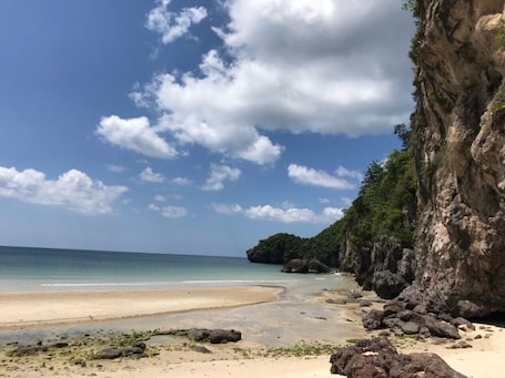Beach. Room 9 Hometel