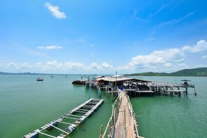 Fishing - Room 9 Hometel (Pathio)