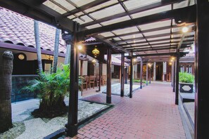 Hallway - Hotel Sapta Gria (Yogyakarta)