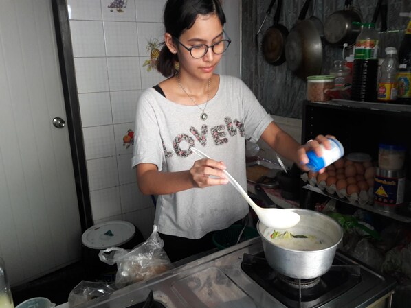 Restaurant - The Oasis Hostel - Adults Only (Bangkok)