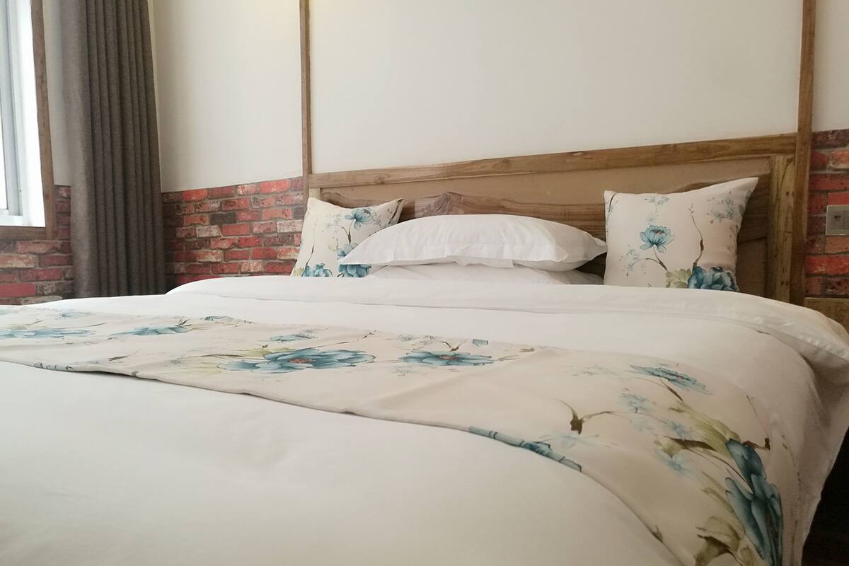 In-room safe, free WiFi