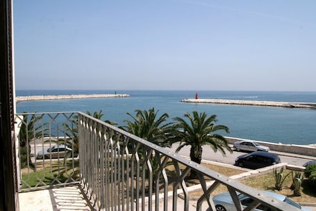 Junior Suite | Beach/ocean view
