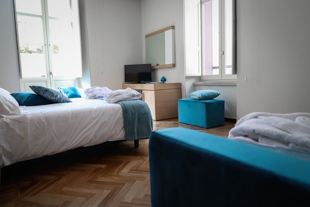 junior suite | premium bedding, minibar, in-room safe, desk