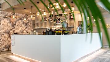 Bar (in der Unterkunft)