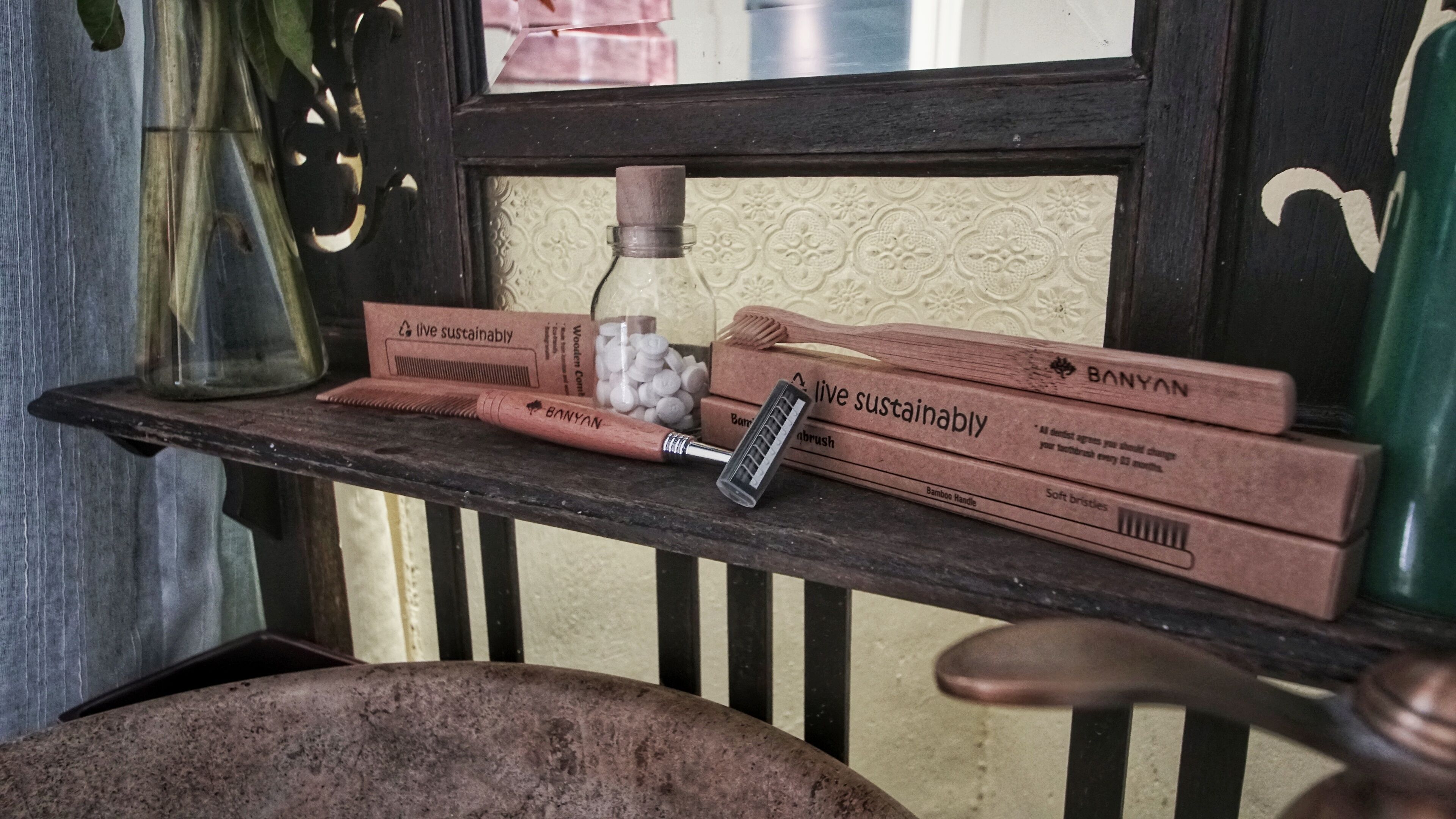 shower, rainfall showerhead, free toiletries, hair dryer