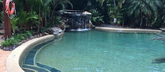 Cairns Golf Course Apartment