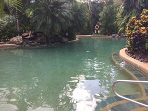 2 outdoor pools