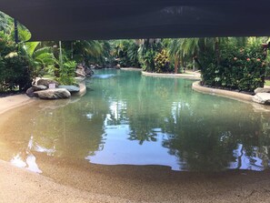 2 outdoor pools