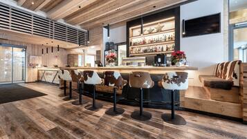 Bar (in der Unterkunft)
