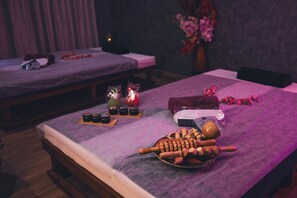 Manicures and pedicures - Loumage S Suites and Spa (Manama)
