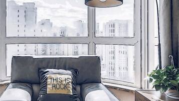 Deluxe-Apartment, 2 Schlafzimmer | Wohnbereich | 65-Zoll-Fernseher mit Digitalempfang